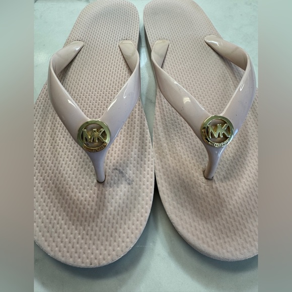 Michael Kors Pink Signature Flip -Flops Size 10 - Picture 7 of 7